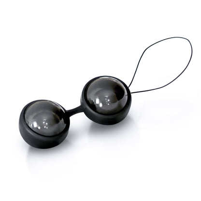 LELO Luna Beads Noir Liebeskugeln Detailansicht mit Silikonhalterung