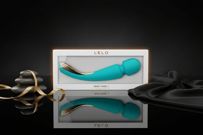 LELO Smart Wand 2 Large Massager Türkis– stilvolle Seitenansicht