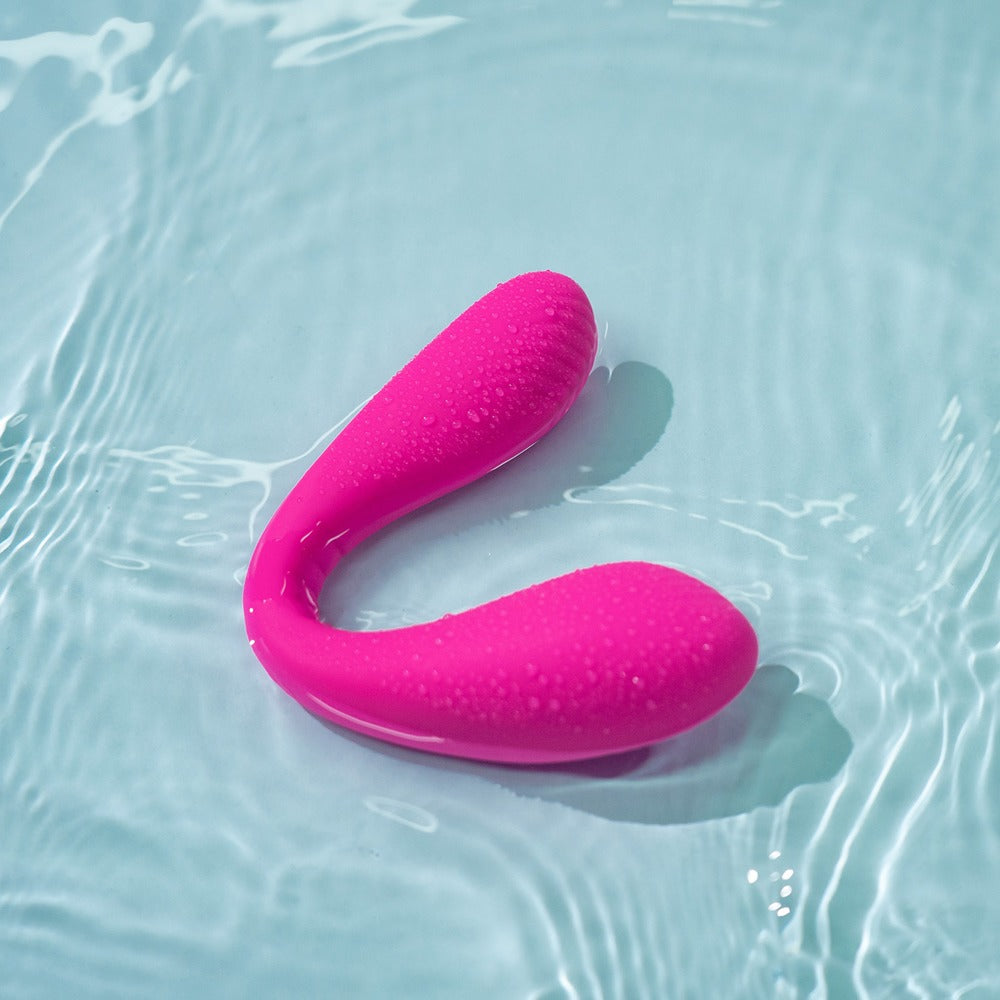 Lovense Dolce wasserdichter Doppelvibrator für Bad und Dusche