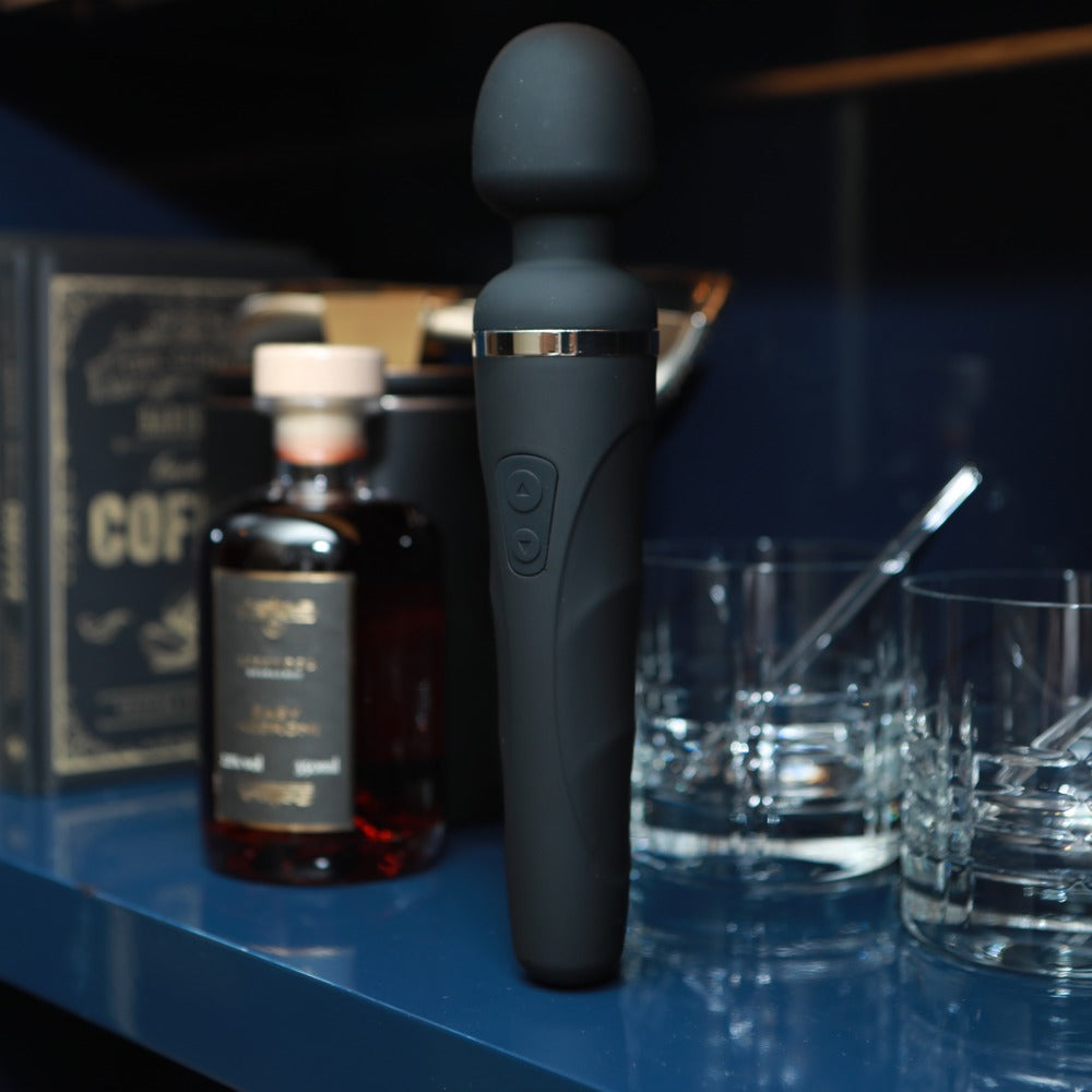 Lovense Domi 2 App-gesteuerter Luxury Wand Massager