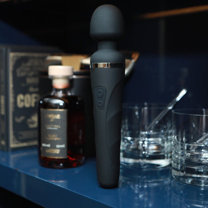 Lovense Domi 2 App-gesteuerter Luxury Wand Massager