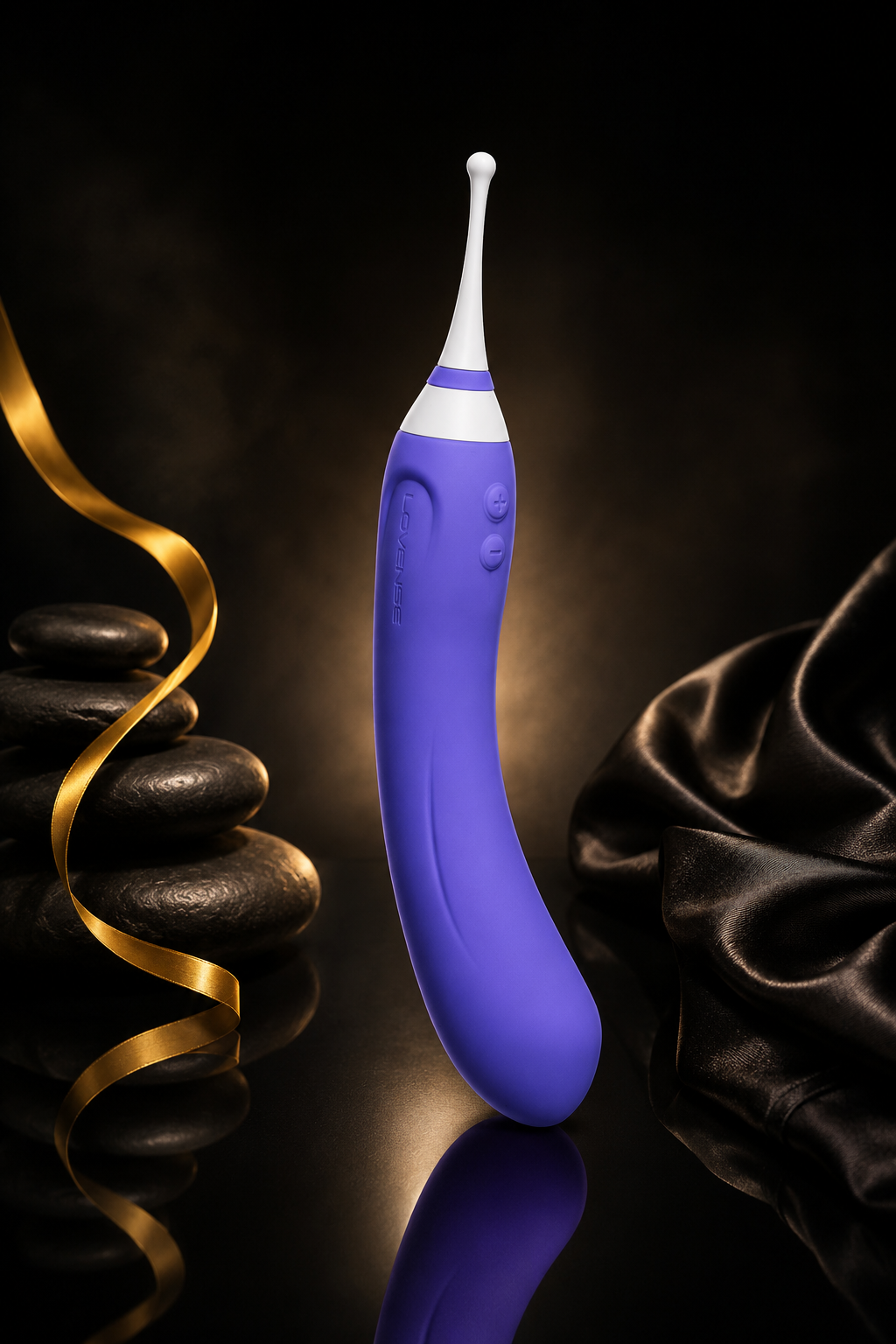 Lovense Hyphy Doppelmotor-Vibrator mit App-Steuerung und Silikonaufsätzen