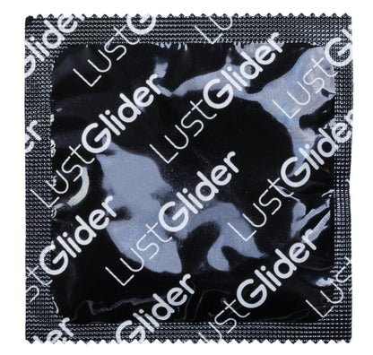 Detailansicht einer einzelnen LustGlider Extra-Stark Kondomverpackung mit Markenaufdruck
