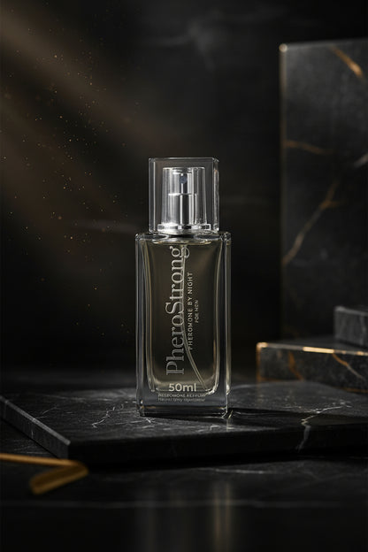 PheroStrong Pheromone Parfum by Night für Männer 50ml Flakon minimalistisch und maskulin