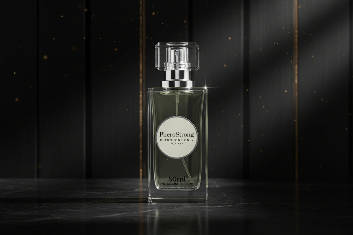 PheroStrong Pheromon Parfum für Männer in eleganter Flasche