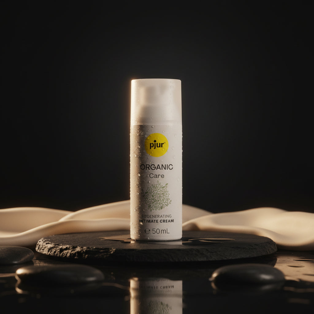 Sanfte pjur ORGANIC Care Intimcreme 50 ml für empfindliche Haut im minimalistischen Design