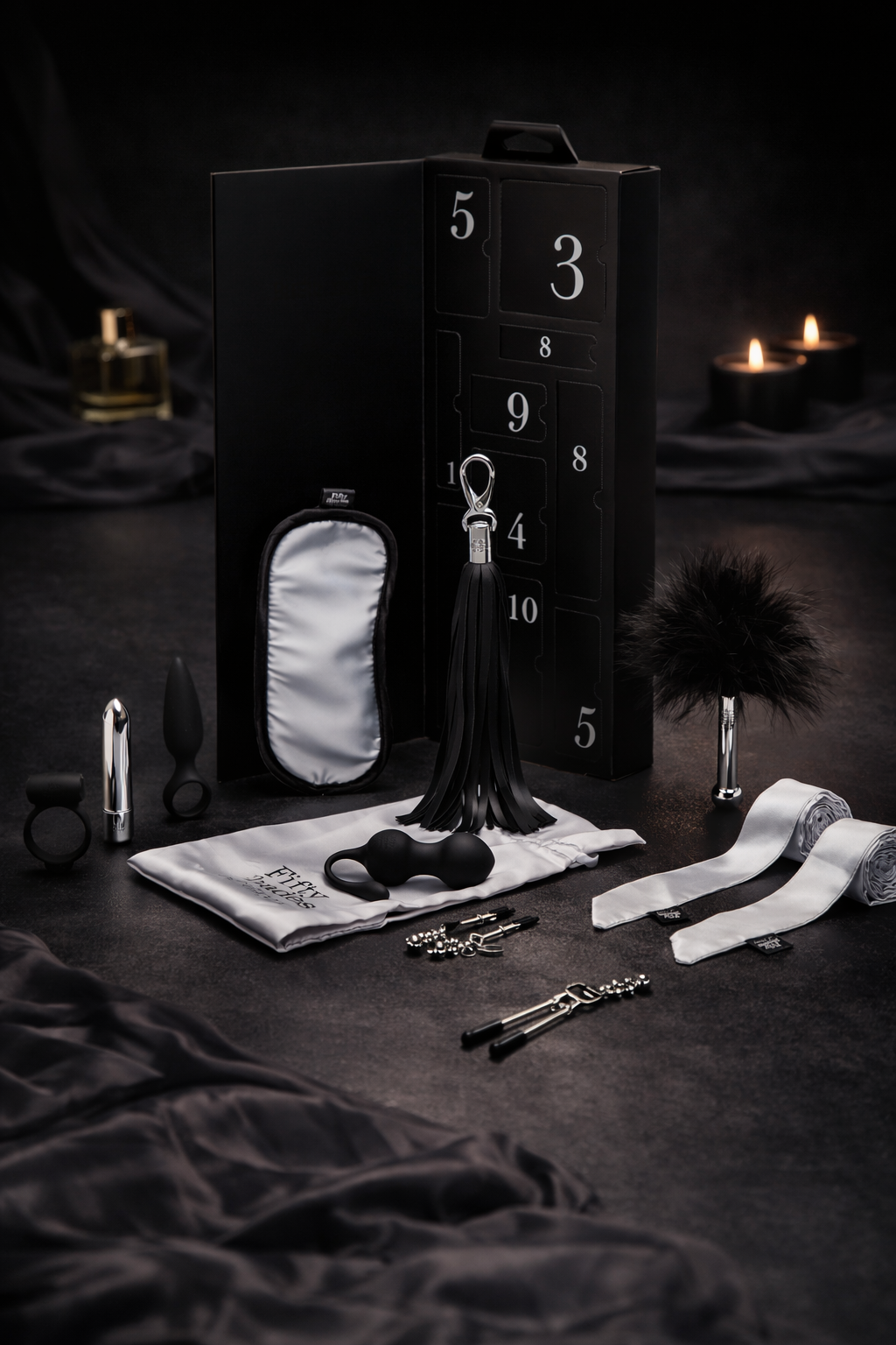 Stilistisches Set von Fifty Shades of Grey für intime Erlebnisse