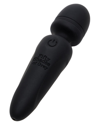 Kompakter Mini Wand Vibrator mit ergonomischer Form und beweglichem Massagekopf