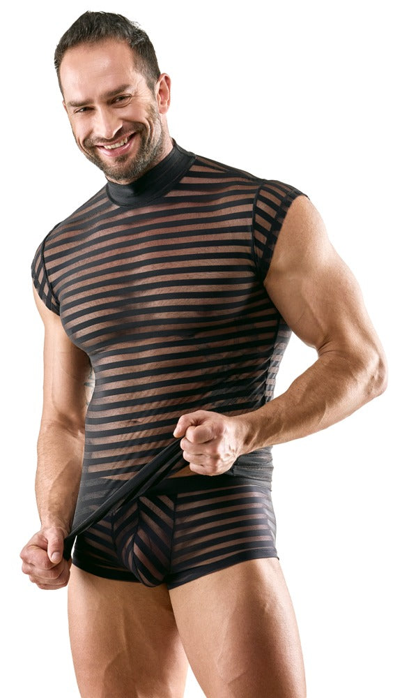 Model zeigt das elastische Svenjoyment Querstreifen-Shirt mit Stehkragen