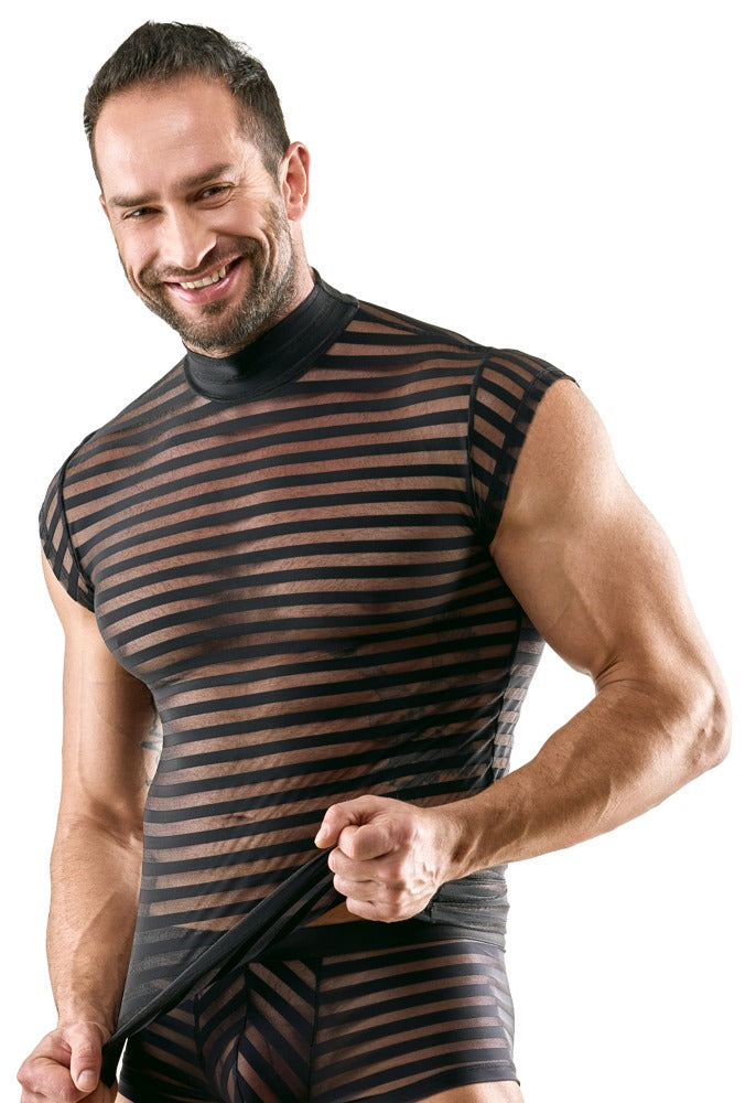 Model trägt das körperbetonte Svenjoyment Querstreifen-Shirt in der Vorderansicht