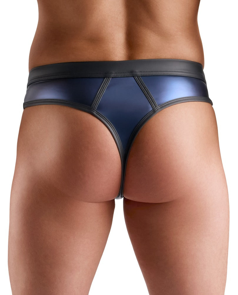 Rückansicht des Svenjoyment Wetlook-Riostrings am Model