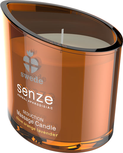 Swede SENZE Massage Candle Seduction in eleganter Perspektive mit geschmolzenem Massageöl