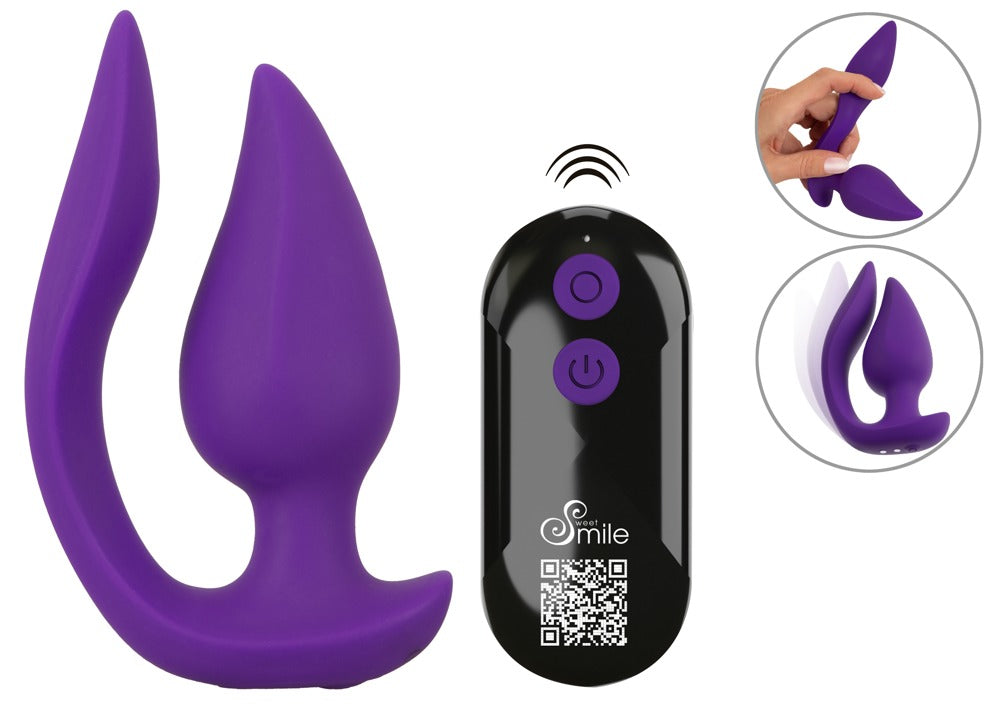 Sweet Smile RC 2in1 Plug & Panty Vibe in Lila – Produktübersicht mit zwei geschwungenen Stimulationsarmen, Fernbedienung und Detailansichten