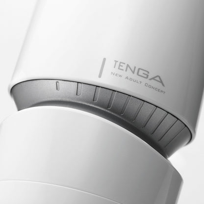 Detail des minimalistischen Designs des Tenga Aero Silver Ring Masturbators