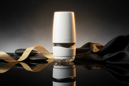 Tenga Aero Silver Ring Masturbator in eleganter Frontansicht im reduzierten Design