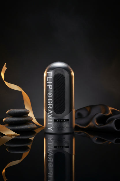 Tenga Flip 0 Gravity Schwarz Masturbator Frontansicht geschlossen