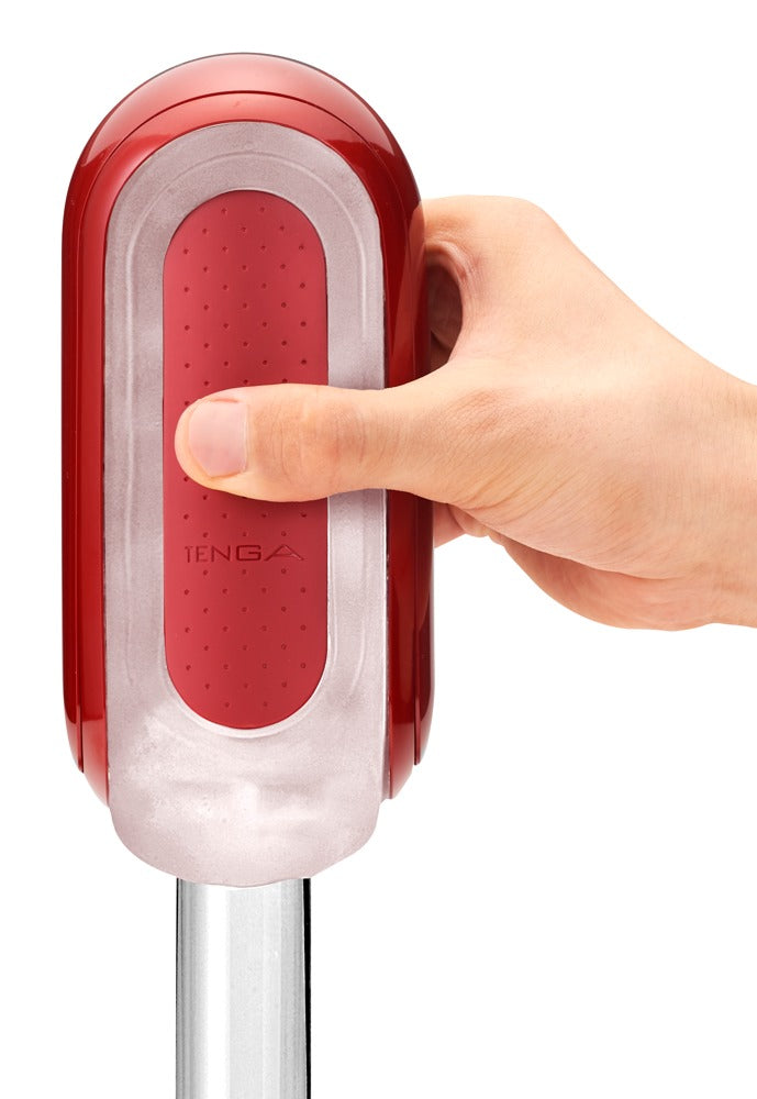Tenga Flip 0 Red Warmer Masturbator mit Druckregulierung über flexible Seitenflächen