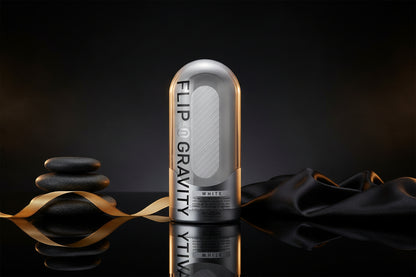 TENGA Flip Zero Gravity Masturbator geschlossen in Frontansicht