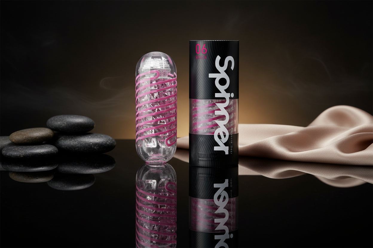 TENGA Spinner Brick Masturbator in stilvoller Produktverpackung