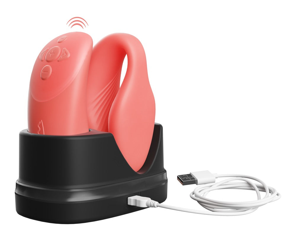 We-Vibe Chorus Paarvibrator mit App-Steuerung und AnkorLink™ in der Ladestation