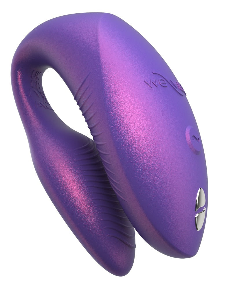 We-Vibe Chorus Pro Paarvibrator in Lila in schräger Ansicht