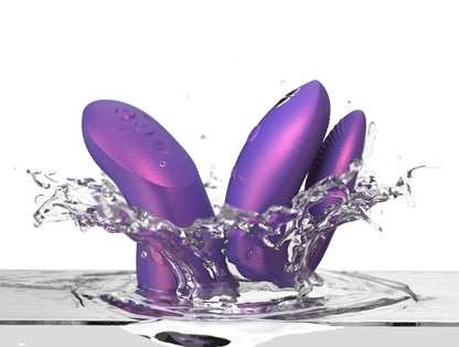 We-Vibe Chorus Pro Paarvibrator in Lila mit Wasserspritzern