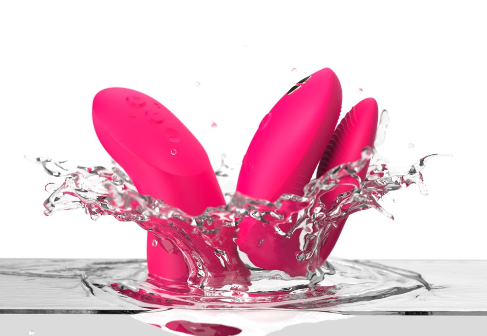 We-Vibe Chorus Pro Paarvibrator in Pink mit Wasserspritzern