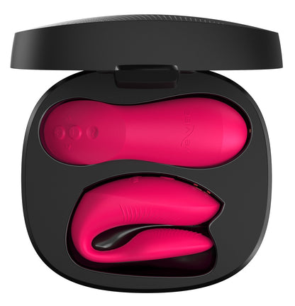 We-Vibe Chorus Pro Paarvibrator in Pink im geöffneten Ladeetui