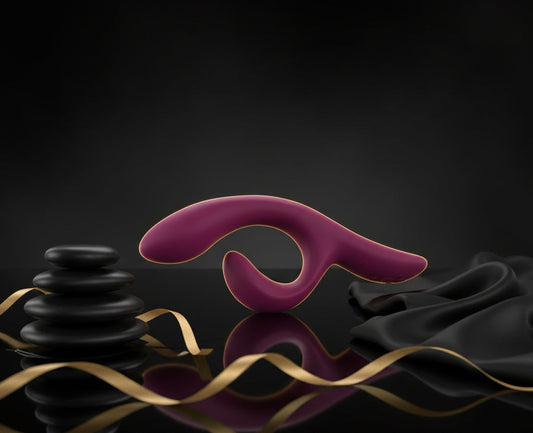 Seitenansicht des pinken We-Vibe Nova 2 Rabbitvibrators
