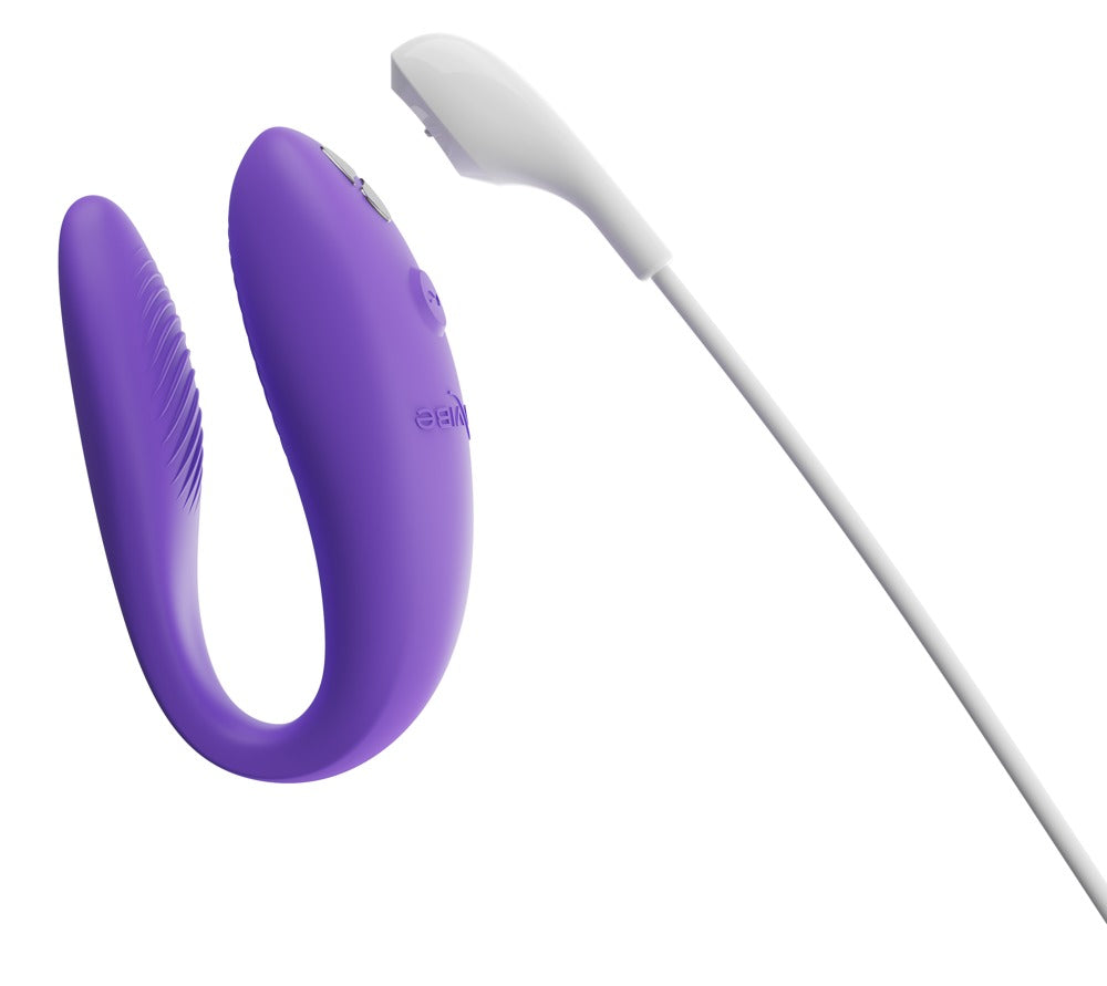Lilafarbener We-Vibe Sync Go mit USB-Ladekabel