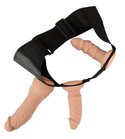 Strap-on String seitliche Trageansicht mit eingesetztem Toy